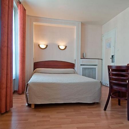 Hotel Saint Quentin Παρίσι Εξωτερικό φωτογραφία